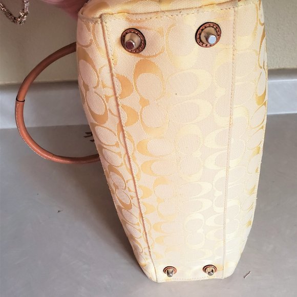 Like New Coach Hampton Yellow Signature Handbag Satchel Purse - Picture 7 of 13